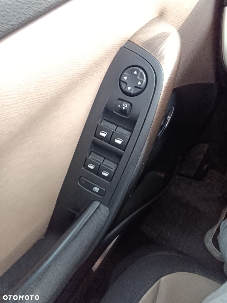 Citroën C4 Picasso 2.0 BlueHDi Exclusive - 32
