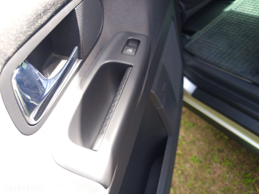 Volkswagen Sharan 2.0 TDI DPF United - 7