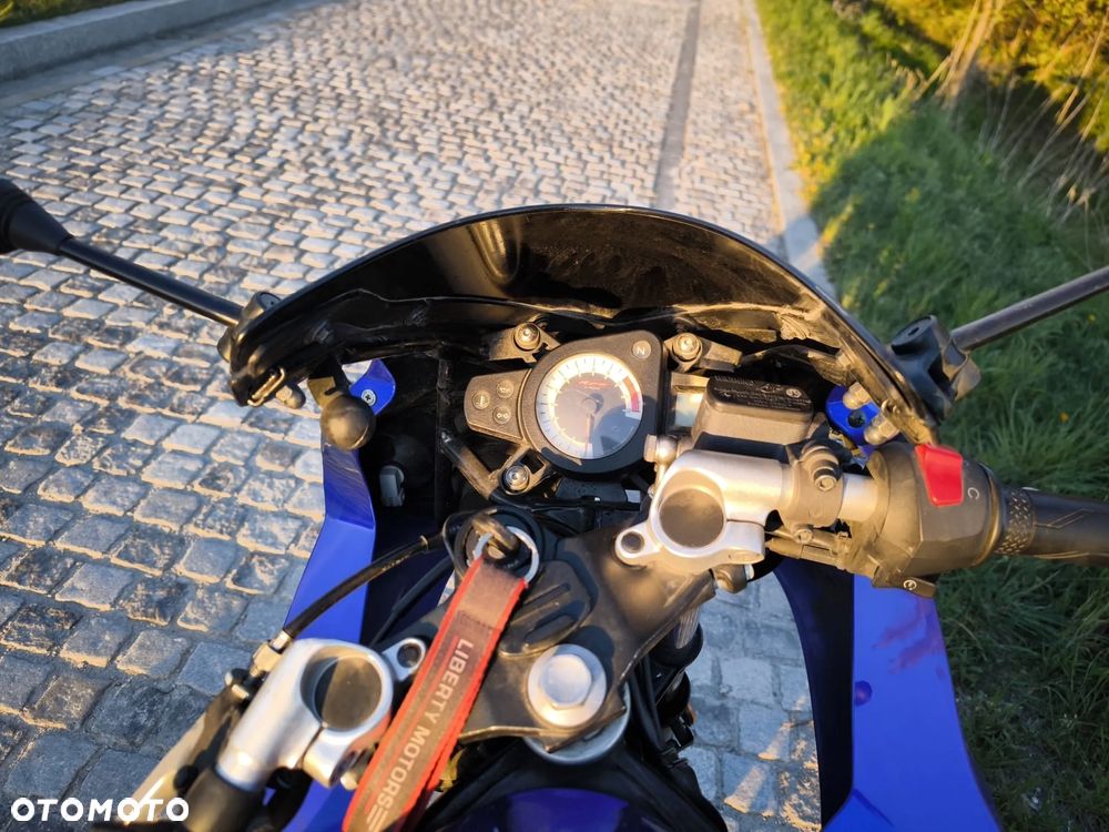 Yamaha TZR - 4