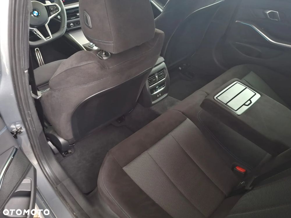 BMW Seria 3 330d xDrive mHEV M Sport sport - 14