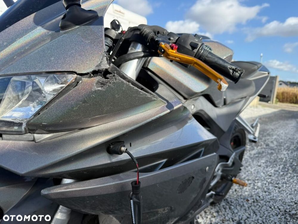 Yamaha YZF - 16