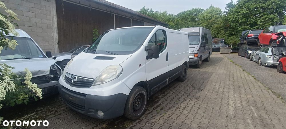 Opel Vivaro - 1