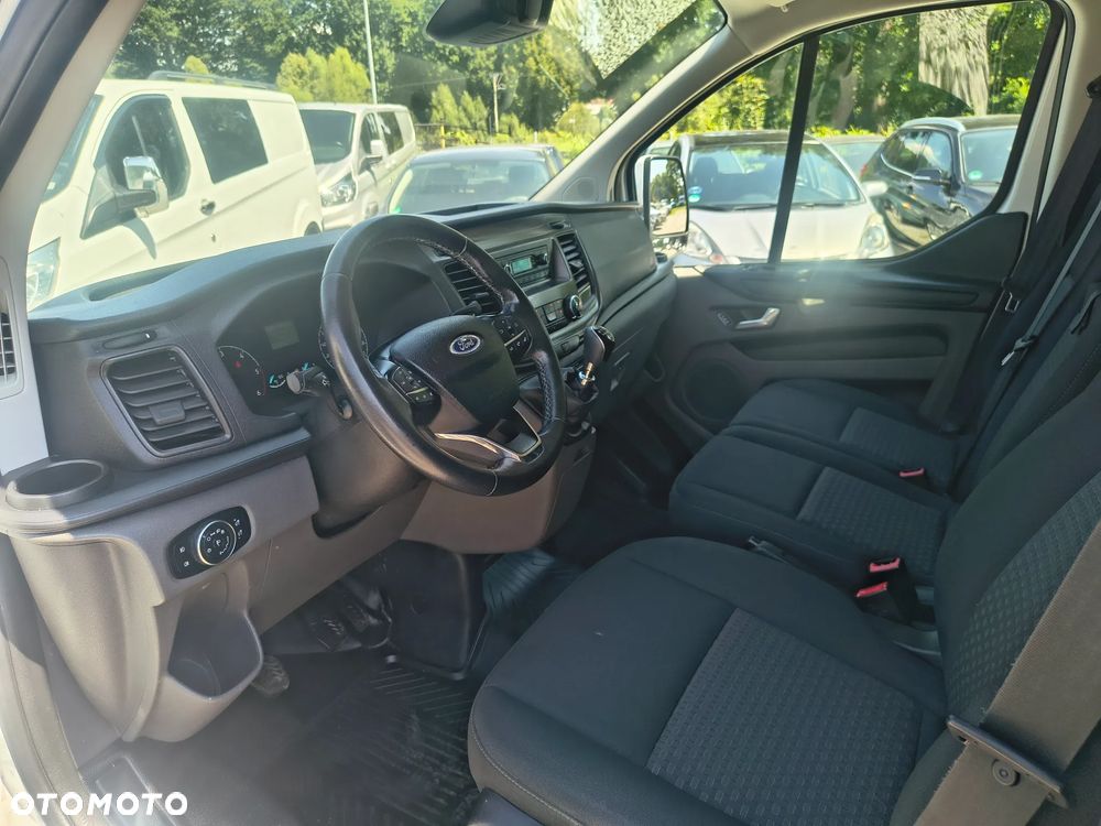 Ford Transit Custom - 23