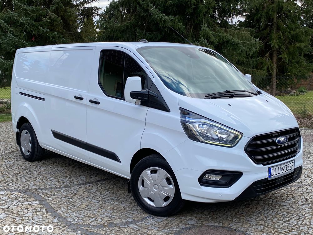 Ford TRANSIT CUSTOM - 9