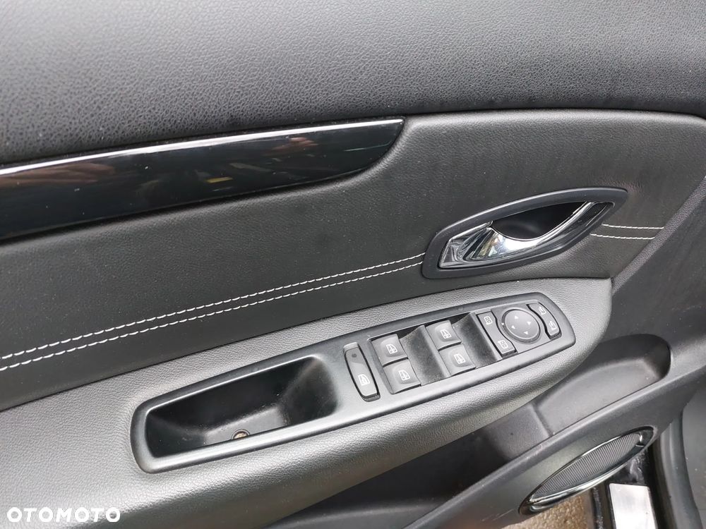 Renault Scenic dCi 130 FAP Start & Stop Luxe - 11