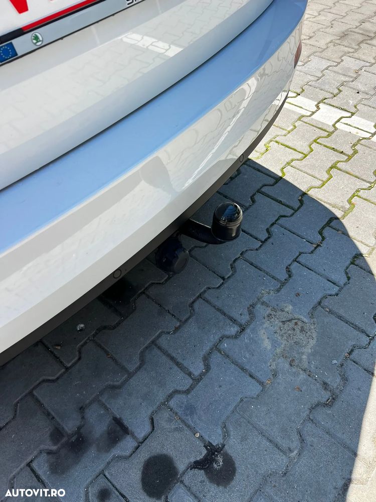 Skoda Octavia 1.6 TDI Premium Edition - 35