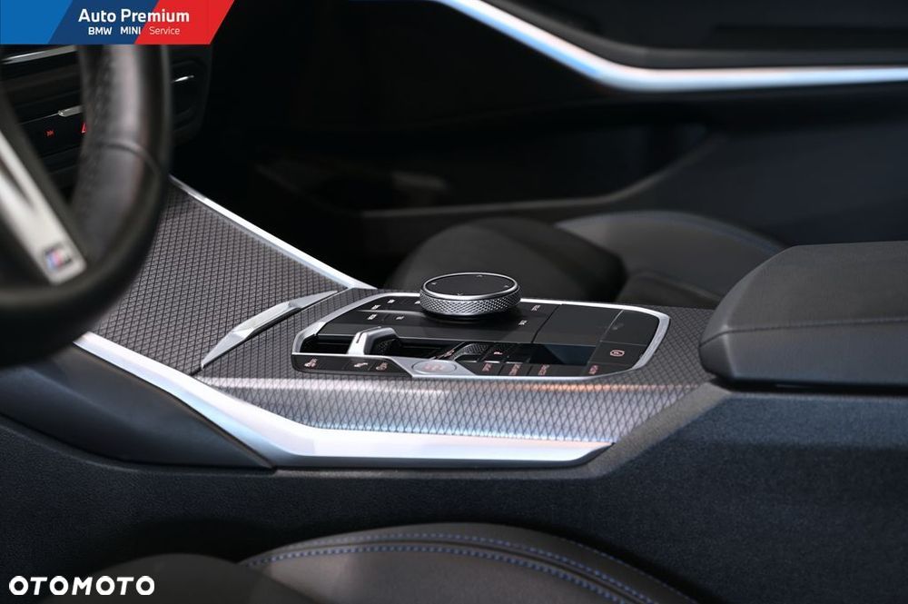 BMW Seria 3 318i - 8