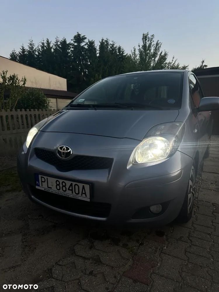 Toyota Yaris 1.4 D-4D Sol - 3