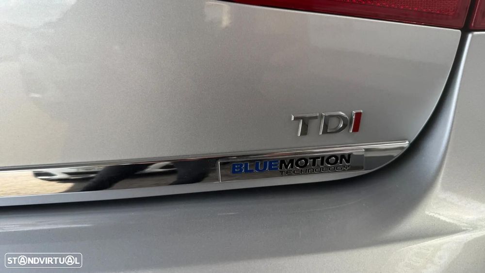 VW Passat 1.6 TDI BlueMotion - 52