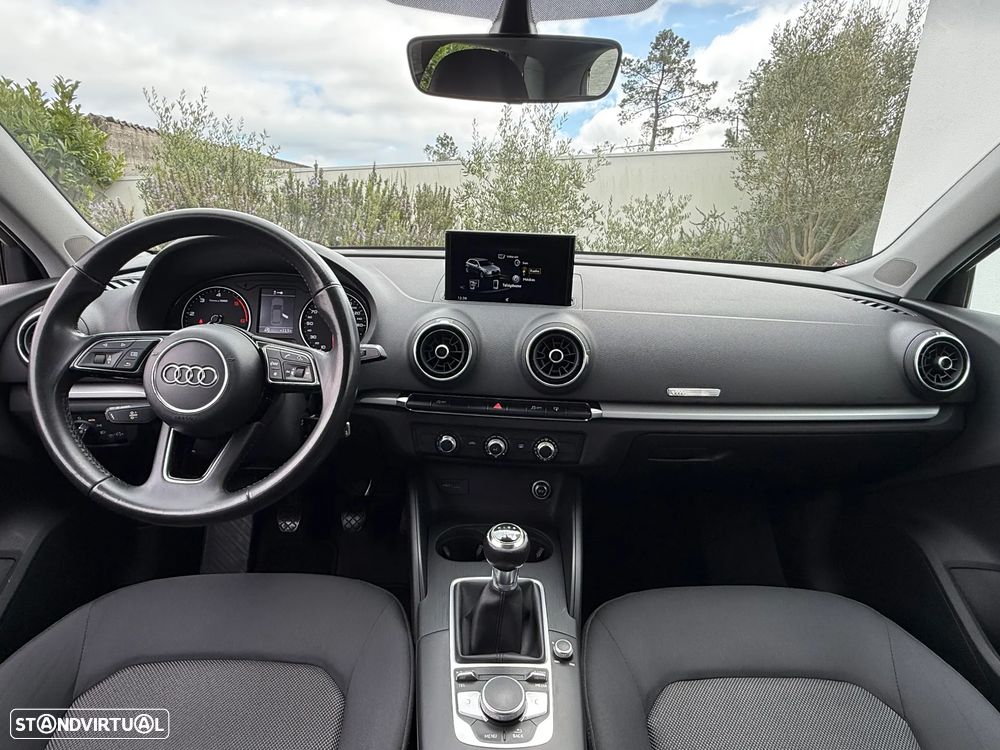 Audi A3 Sportback 1.6 TDI Advance - 21