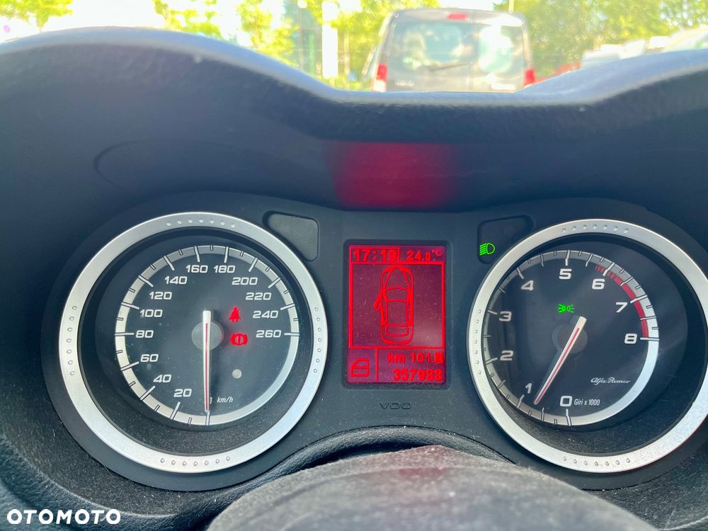 Alfa Romeo 159 1750TBi Distinctive - 10