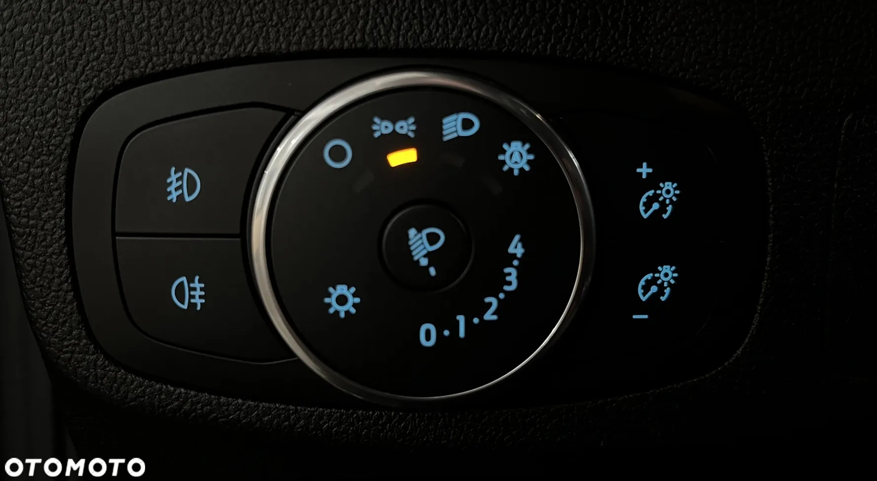 Ford Focus 1.0 EcoBoost Start-Stopp-System ST-LINE - 27