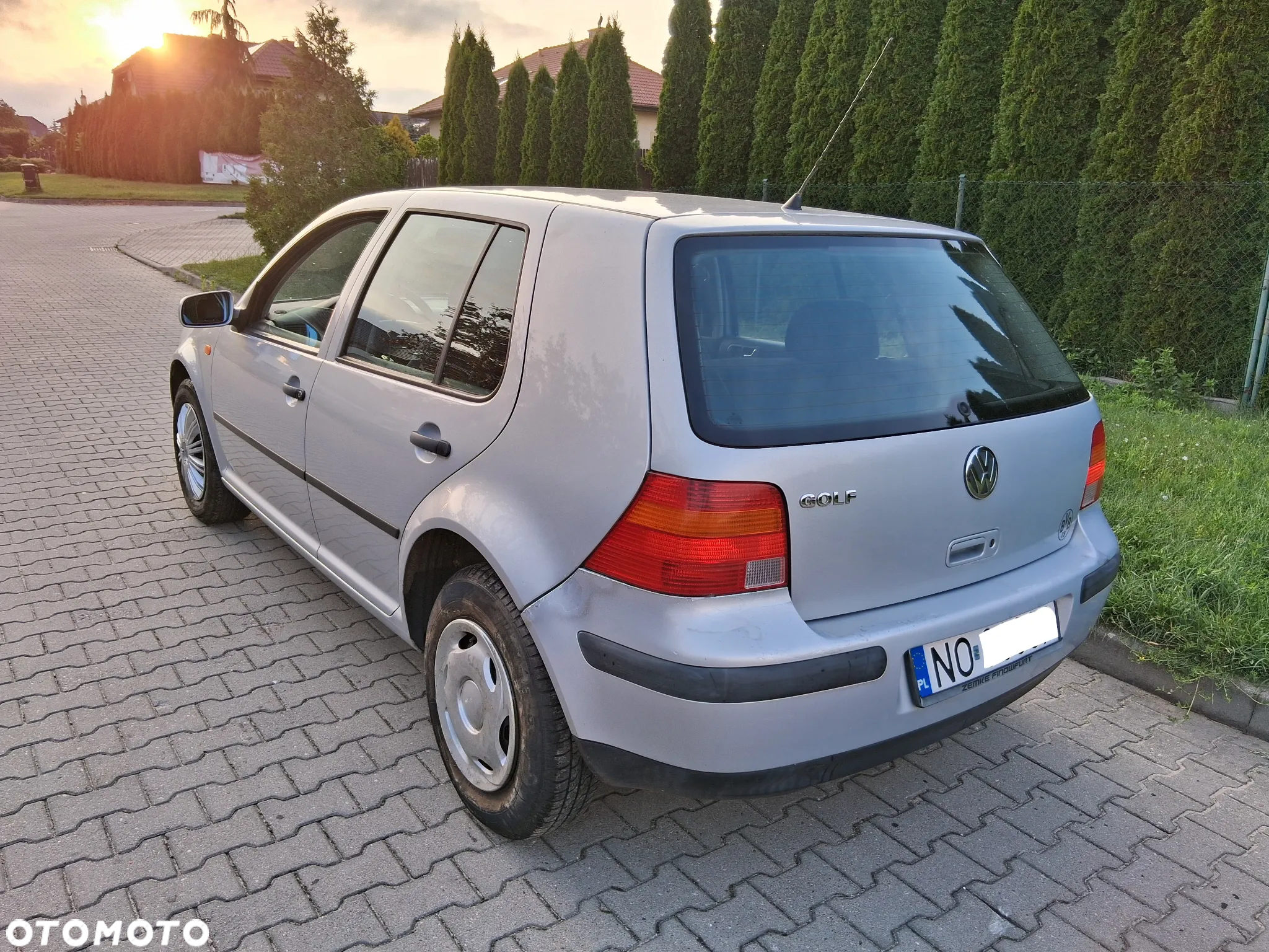 Volkswagen Golf IV 1.4 16V Basis - 5