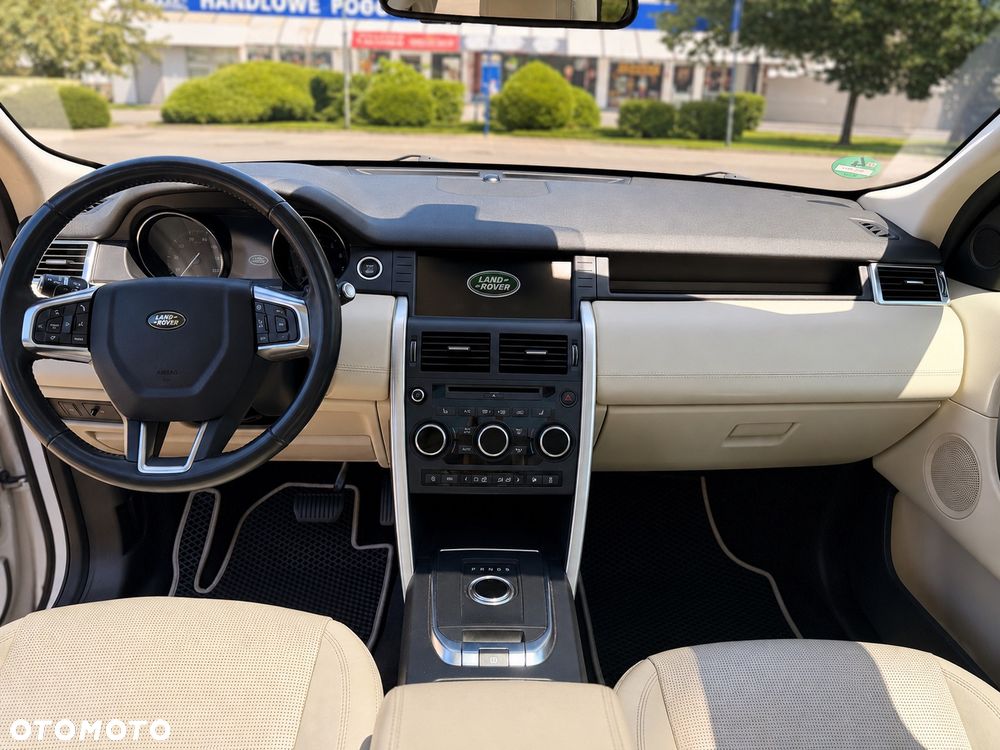 Land Rover Discovery Sport 2.0 Si4 HSE Luxury - 8