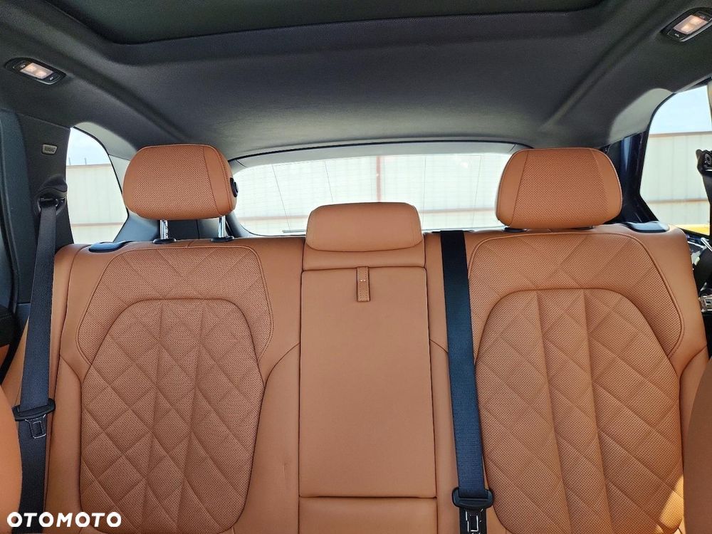 BMW X5 xDrive40i - 12