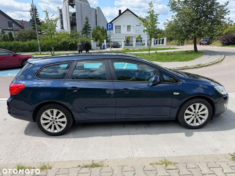 Opel Astra 1.4 Turbo - 2