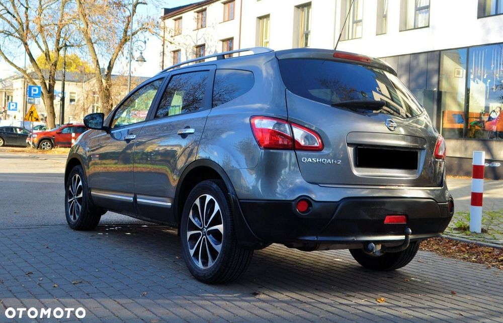 Nissan Qashqai+2 - 4