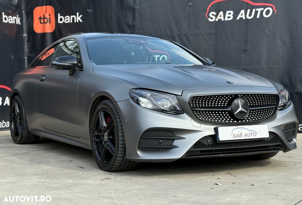 Mercedes-Benz E 450 Coupe 4MATIC Aut. - 3