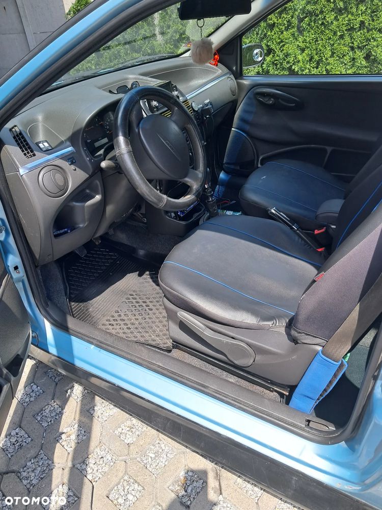 Fiat Punto 1.2 8V Active - 11