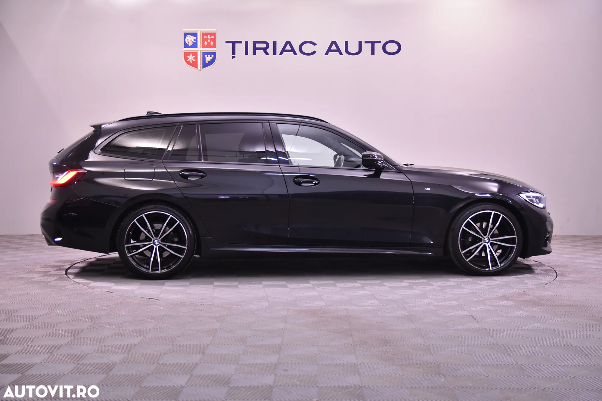 BMW Seria 3 320i Touring Aut. M Sport - 6