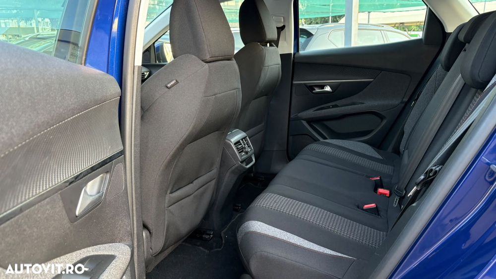 Peugeot 3008 - 26