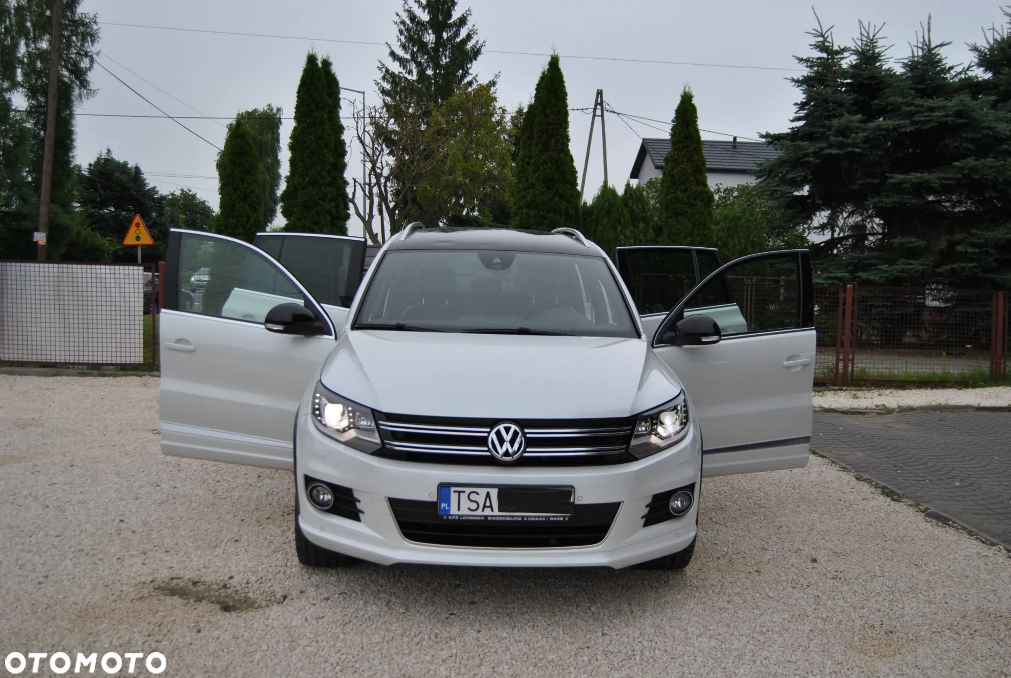 Volkswagen Tiguan 2.0 TDI 4Mot Perfectline R-Style DSG - 9