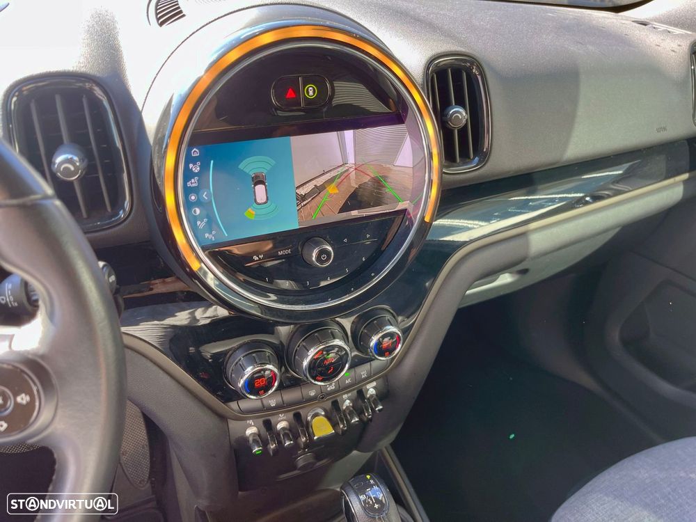 MINI Countryman Cooper SE ALL4 Auto - 13