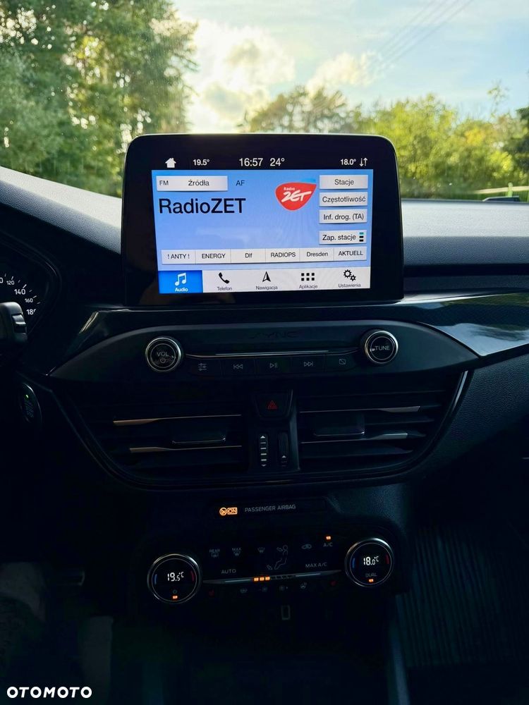 Ford Focus 1.5 TDCi DPF Start-Stopp-System ST-Line - 11