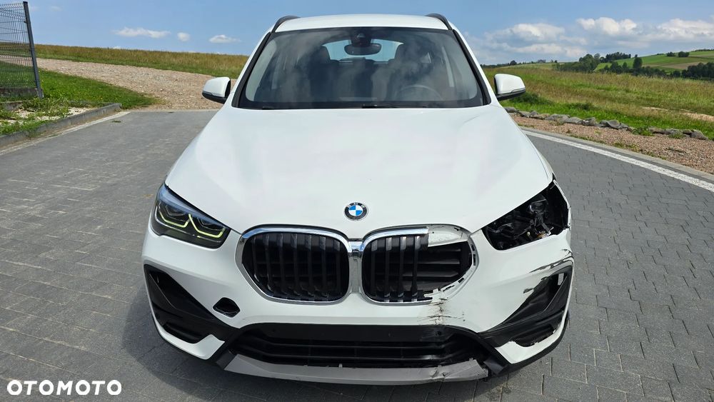 BMW X1 xDrive25e Business Edition - 2