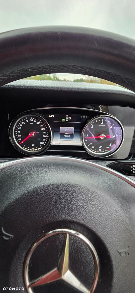 Mercedes-Benz Klasa E 220 d T 9G-TRONIC AMG Line - 8