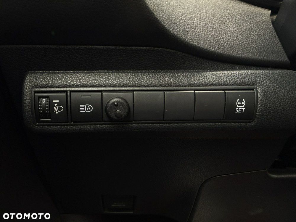 Toyota Corolla 1.5 Comfort - 32