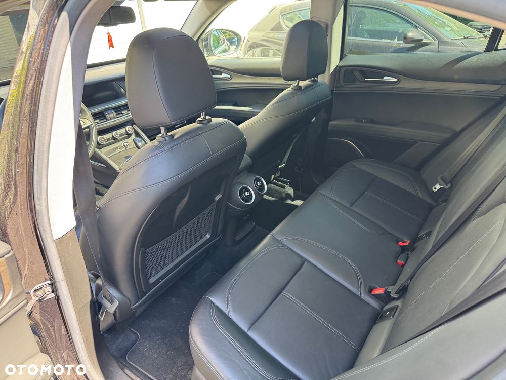 Alfa Romeo Stelvio 2.0 Turbo Veloce Q4 - 4