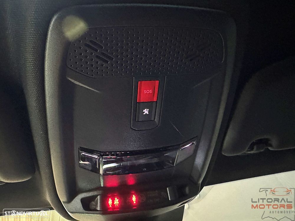 Peugeot 208 1.2 PureTech GT EAT8 - 22