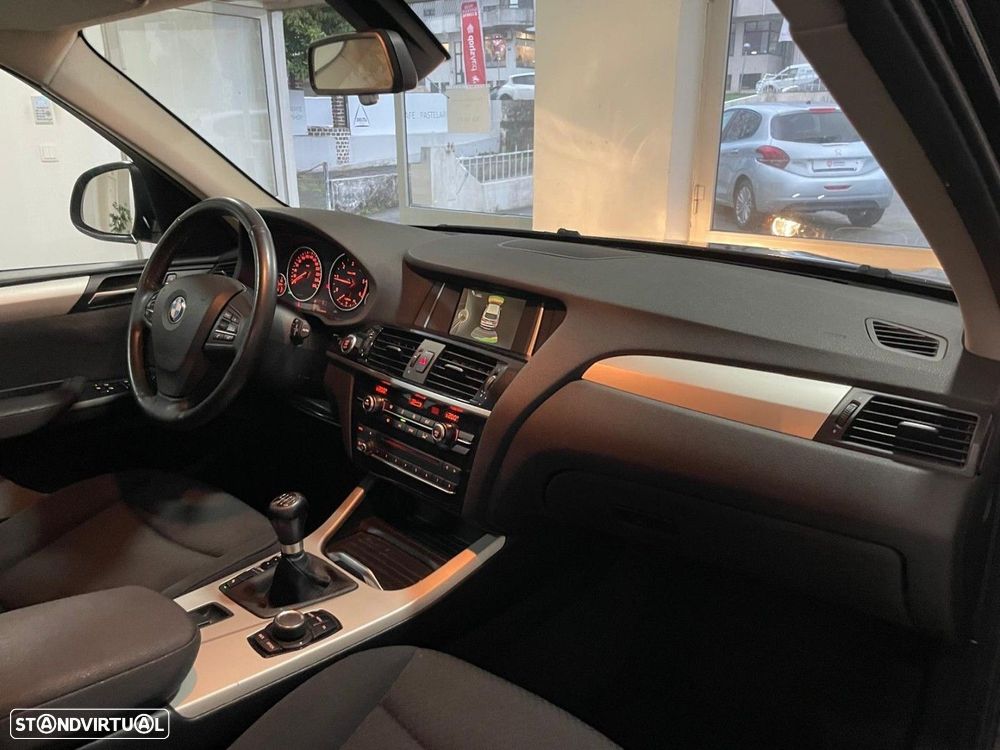 BMW X3 18 d sDrive Advantage - 34