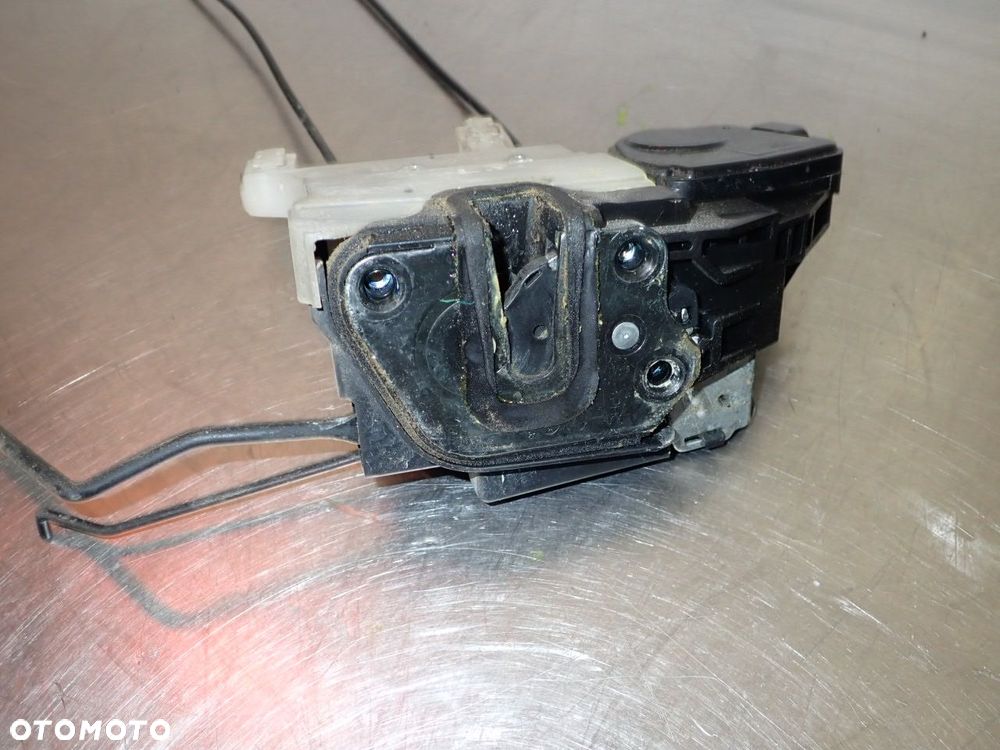 ZAMEK LEWY PRZÓD DRZWI HYUNDAI TUCSON I - 5