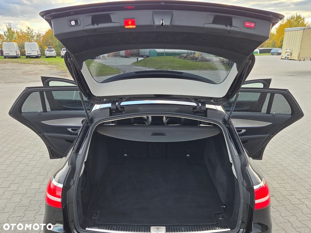 Mercedes-Benz Klasa E 220 d T 9G-TRONIC Exclusive - 34
