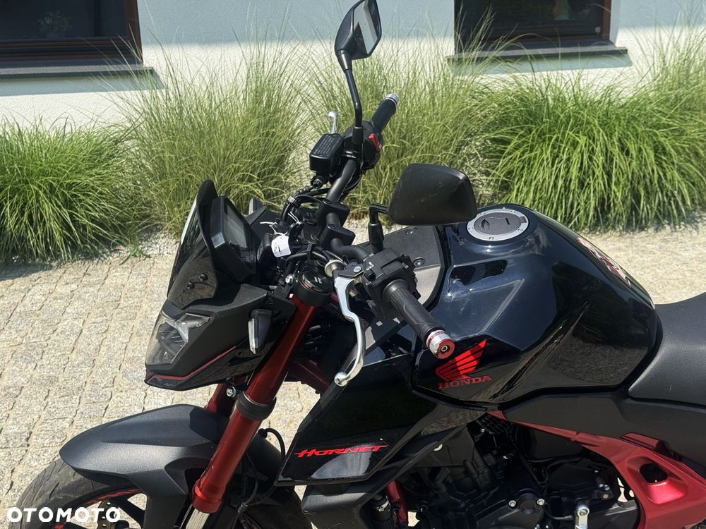 Honda Hornet - 21