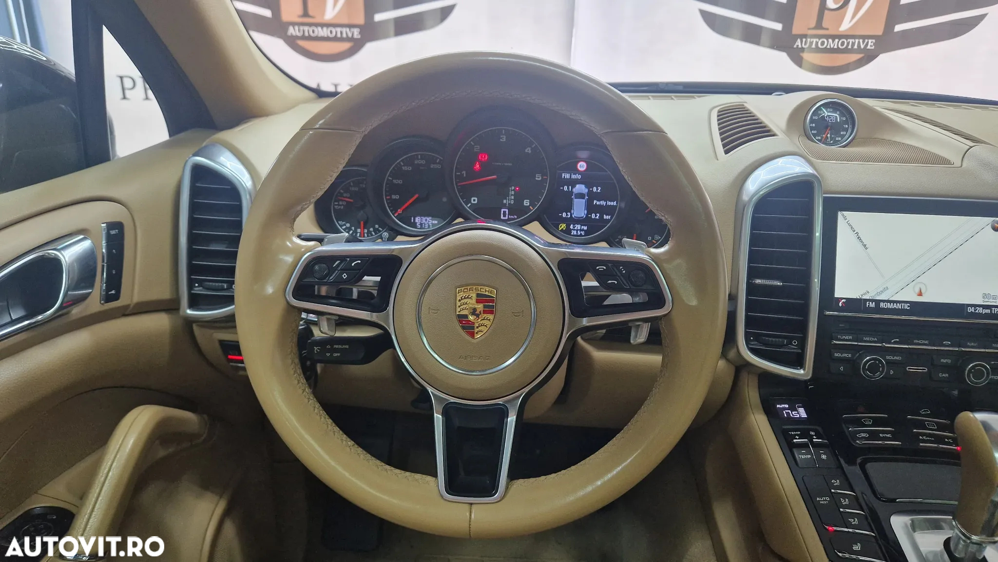 Porsche Cayenne - 17