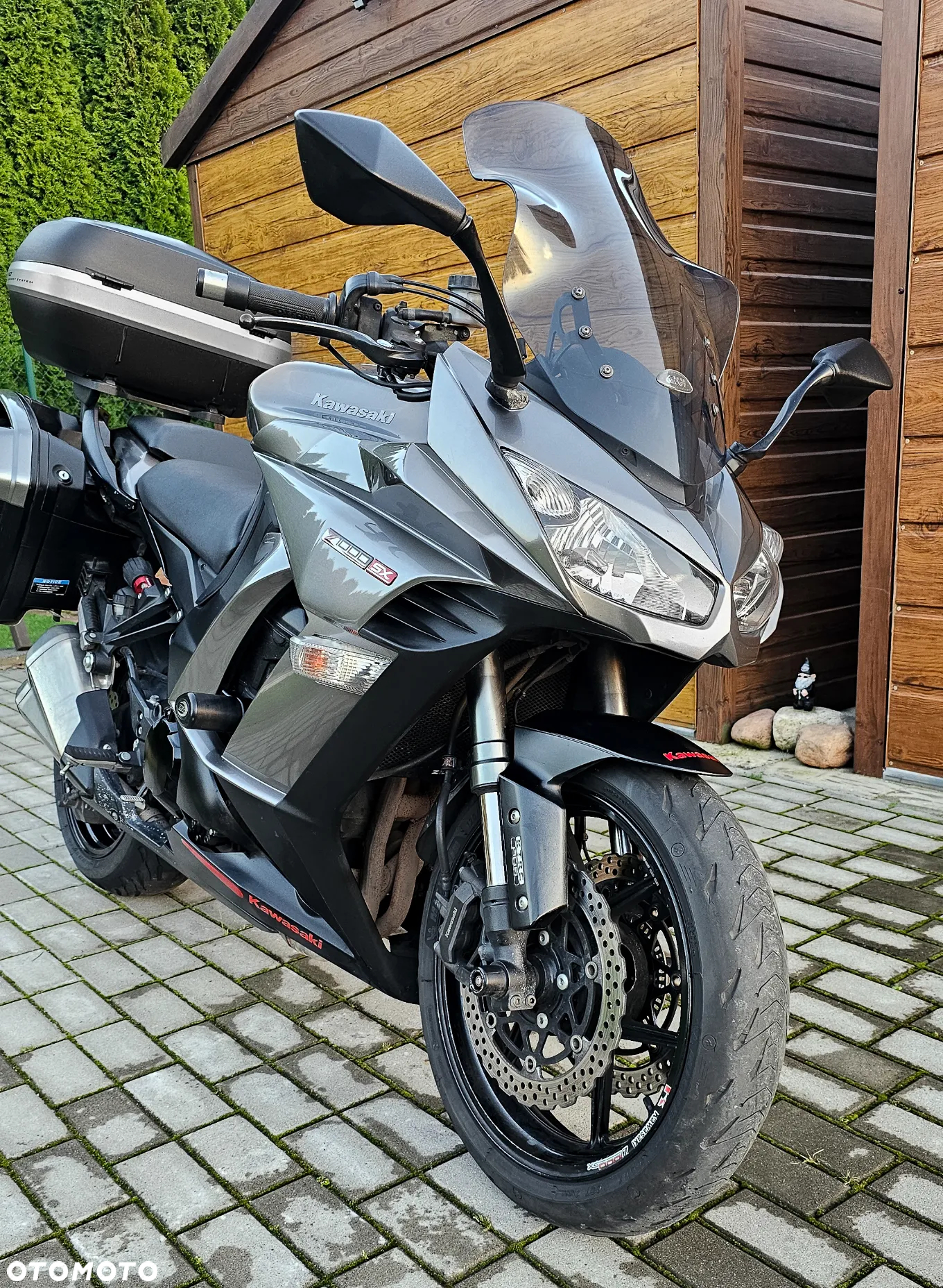 Kawasaki Ninja 1000 SX - 9