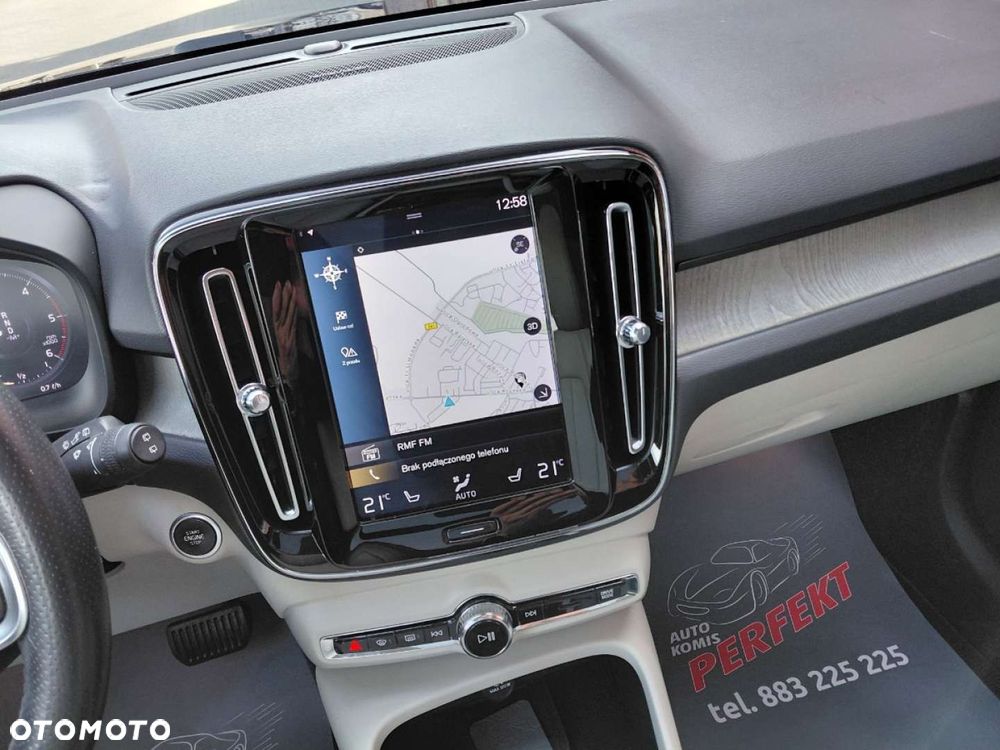 Volvo XC 40 - 24