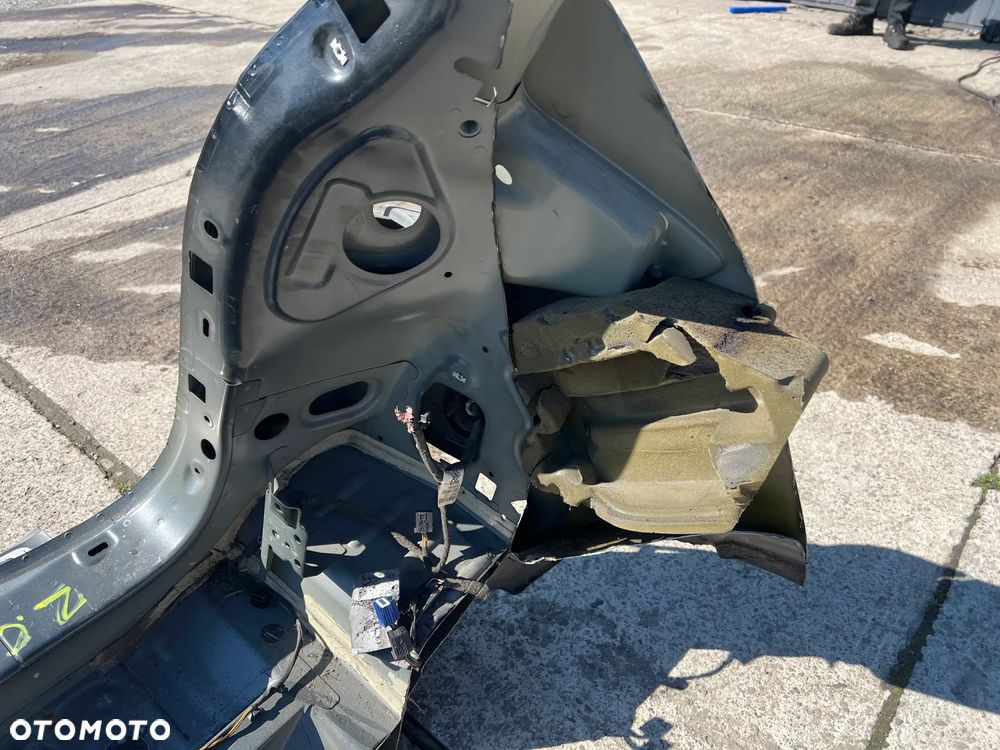 Opel Zafira C Pas tylny tył Czarny i Srebrny - 6