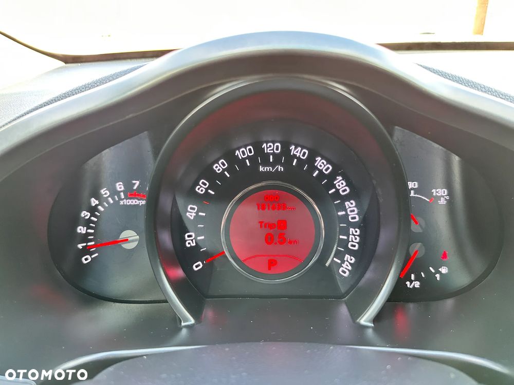 Kia Sportage - 25