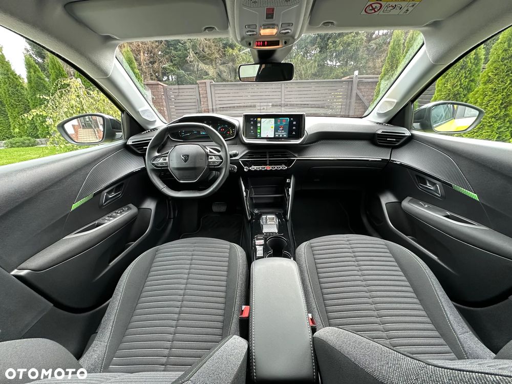 Peugeot 208 e-208 50kWh Allure - 9