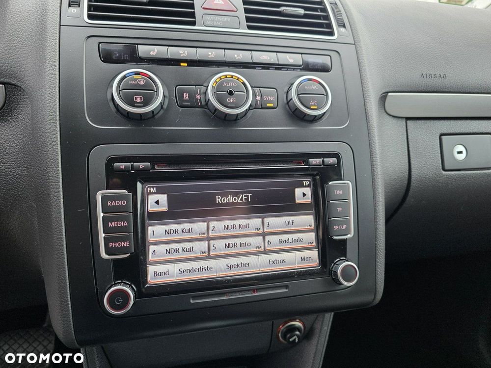 Volkswagen Touran 2.0 TDI DPF DSG Cross - 28