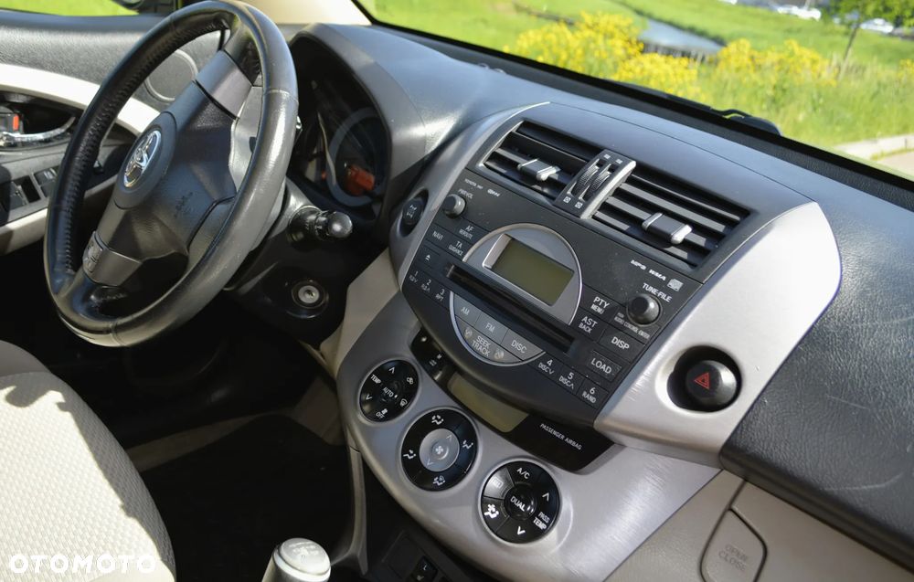 Toyota RAV4 2.0 4x4 Sol - 15