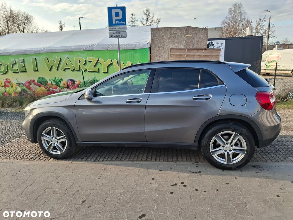 Mercedes-Benz GLA 180 7G-DCT Edition 1 - 7