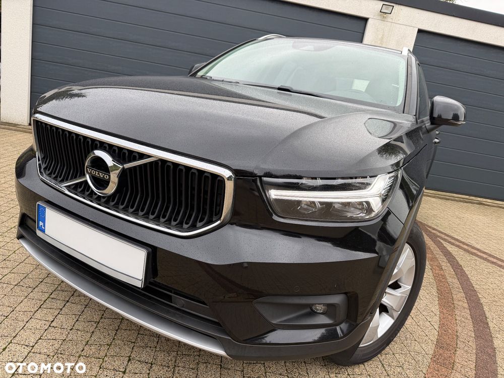 Volvo XC 40 T3 Geartronic Momentum Pro - 11