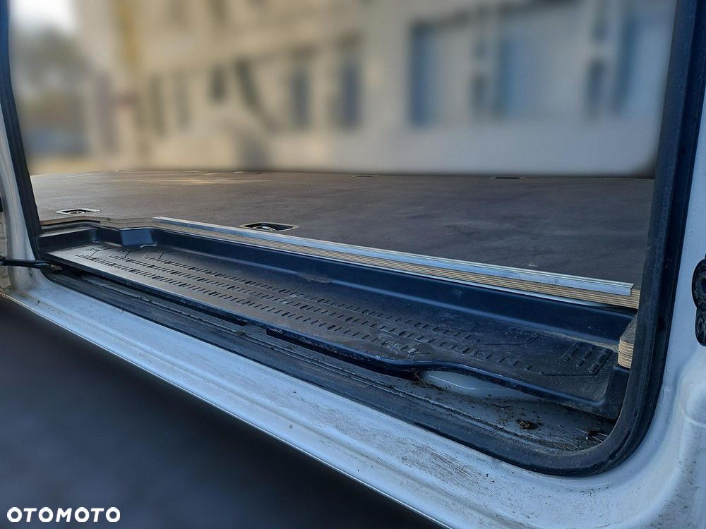 Volkswagen Crafter - 25