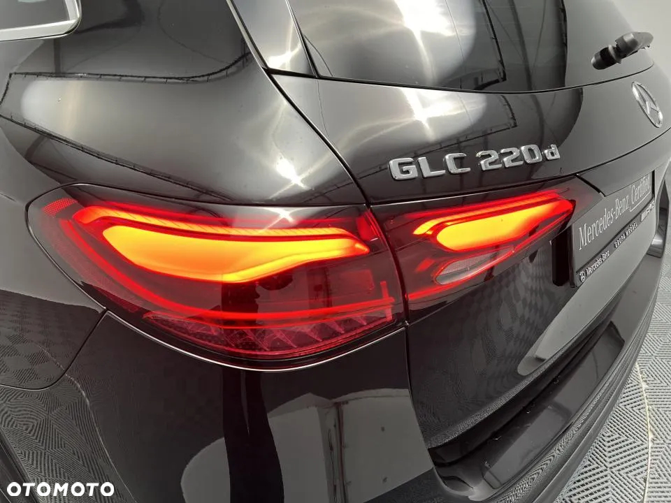 Mercedes-Benz GLC - 23
