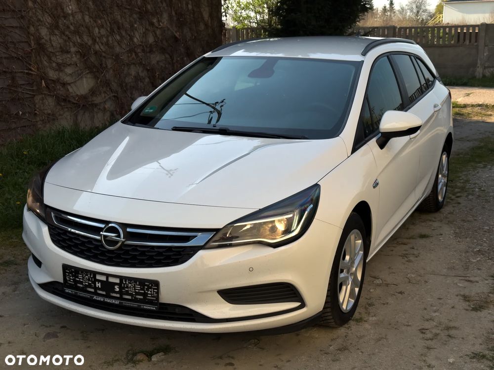Opel Astra 1.6 CDTI Dynamic S&S - 11